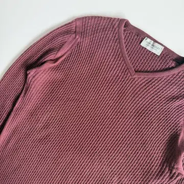 JOHN SMEDLEY 존스메들리 자카드 리브 V넥 코튼 니트