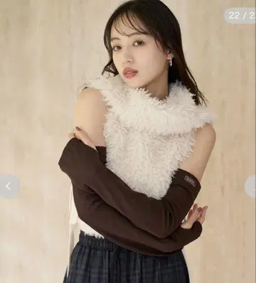 완판 색상 신상 새상품 SNIDEL 스나이델 시어 암워머