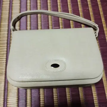 쇼와 레트로 베이지 숄더백 천연 가죽