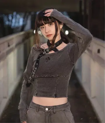 GIBOUS SNAKE CROSS NECK BELT 2WAY