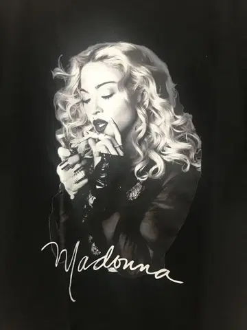 마돈나 Madonna T셔츠 diva