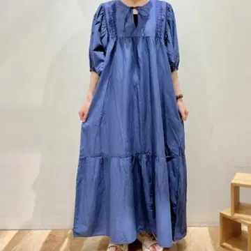 사만사 모스모스 자수 스키퍼 원피스