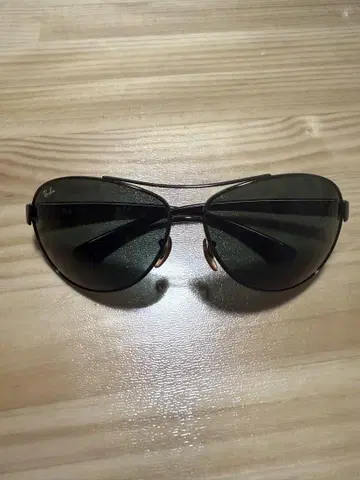 Ray Ban