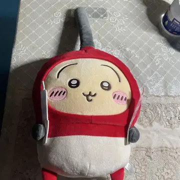 귀여운 봉제 인형 빨간색과 화이트
