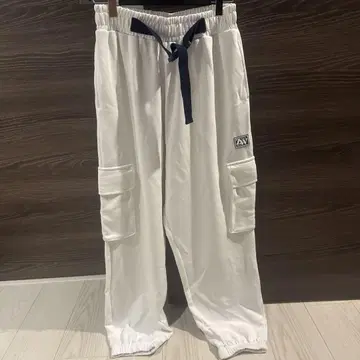 줌바 화이트 카고 팬츠 S