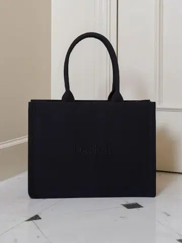 Darich 로고 토트백 BLK