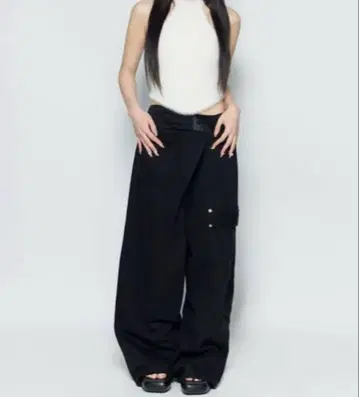 S tucked denim 1 theredthread