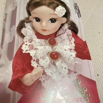 리카짱 2대 빨간색 레이스 의상 포스터