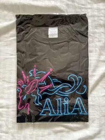 AliA 티셔츠 새상품