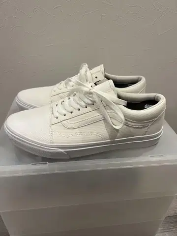 새상품급 VANS 화이트 스니커즈 화이트 반스 스니커즈
