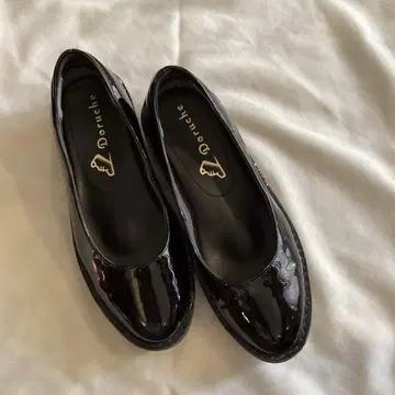 컨디션 최상 22.5cm 펌프스 블랙 발레 슈즈 Doruche