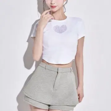 다리치 하트 레이스 컴팩트 T셔츠 화이트