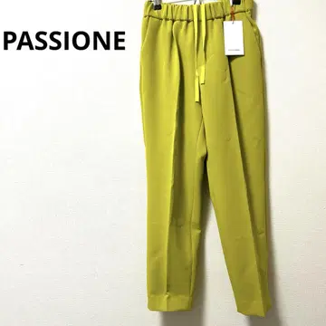 파시오네 PASSIONE 미사용 새상품 라임 팬츠