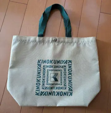 헬로키티 KINOKUNIYA 런치 토트백
