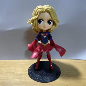 Qposket 슈퍼걸