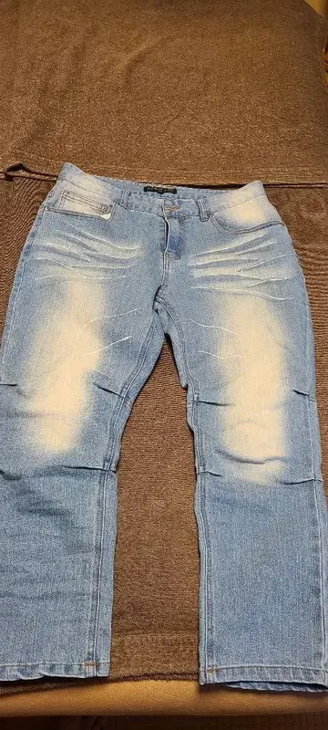 새상품 크롭 팬츠 데님 스트레치 블루 USED 가공 페인트 가공
