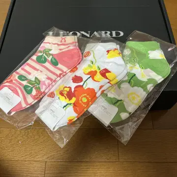 LEONARD 스포츠 꽃무늬 삭스 3족 세트