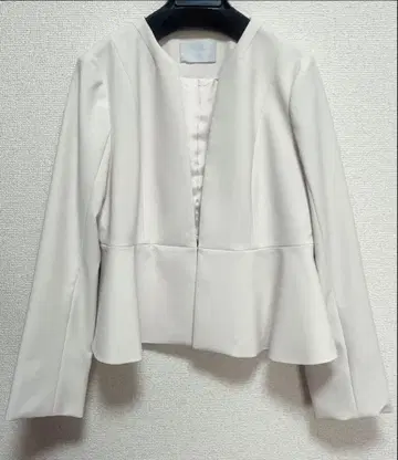 CELFORD 노카라 플럼 자켓 셀포드