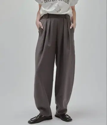 Lui's 코쿤턱 와이드 팬츠