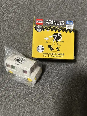 토미카 PEANUTS 버스 (화이트)