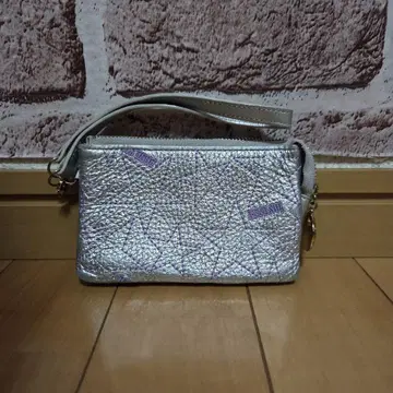 ANNA SUI 오버 더 문 멀티 케이스