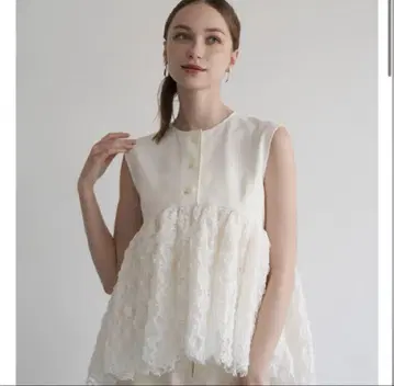 [ acka. ] lace flare georgette tops