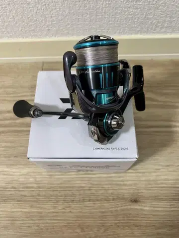 다이와 에메랄다스 RX FC LT2500S
