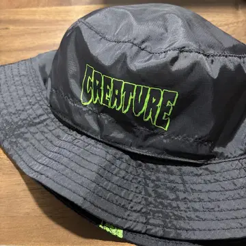 CREATURE 리버서블 햇