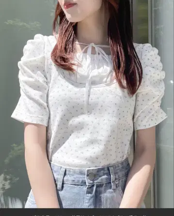 NOMAE 프릴 레이어드 상의
