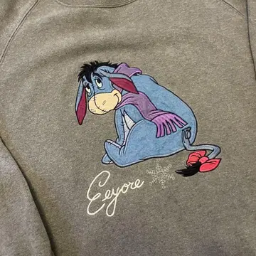 00s Disney store 이요르 자수 맨투맨 L 사이즈