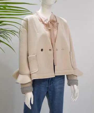 새상품 Eimee Law 백 프릴 링 버튼 노카라 자켓 에이미 로우