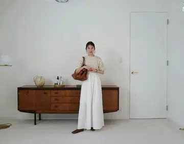 ZARA 오픈 백 니트탑