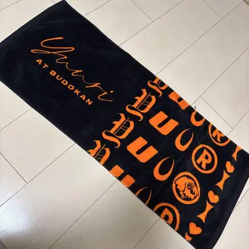 AT BUDOKAN 타월 블랙/오렌지