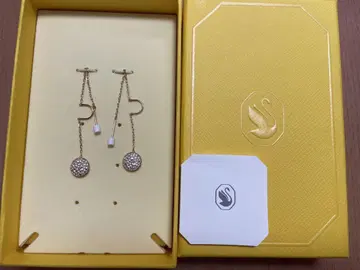 SWAROVSKI 귀걸이