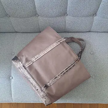 바네사브루노 가죽 스팽글 토트백