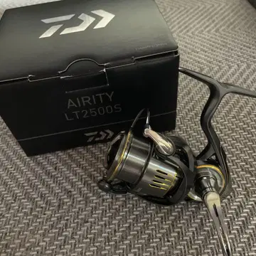 미사용품 DAIWA 다이와 AIRITY 에어리티 LT2500S 인기 번수