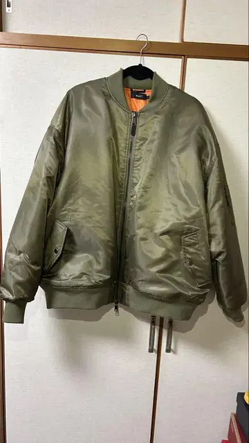 MA-1 스타일 자켓 올리브