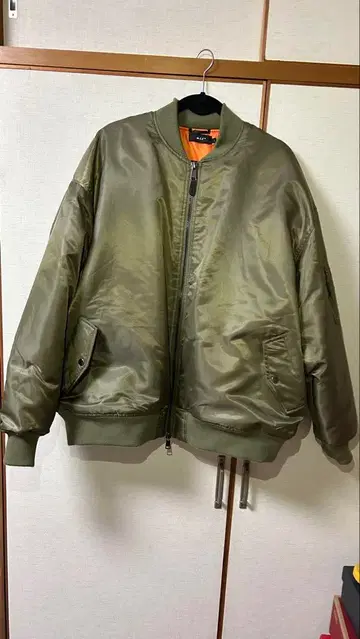 MA-1 스타일 자켓 올리브 가격 인하 협상 가능