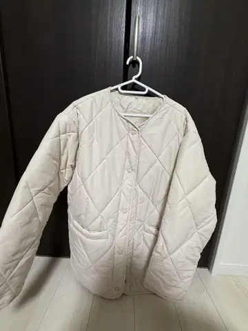보아 카라 부착 2way 베이지 퀼팅 자켓