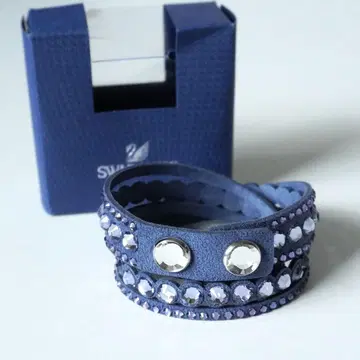 스와로브스키 Slake Mauve Dot 팔찌