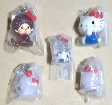 몬치치 x 헬로키티