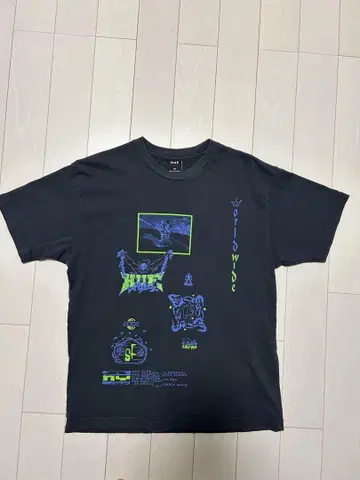 HUF 티셔츠