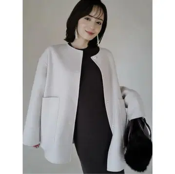 바이컬러 숏 리버 코트 (ECRU)