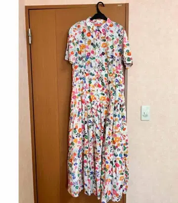 아모와르카프리스 컬러풀 꽃무늬 반팔 롱 원피스