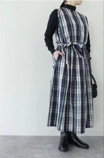 미사용 새상품 홈스펀 타탄 체크 원피스