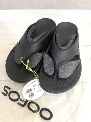 미사용 새상품 OOFOS 우포스 리커버리 샌들