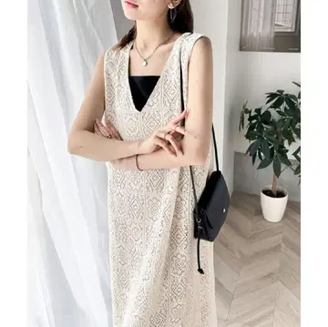 아이보리 레이스 편직 슬리브리스 원피스