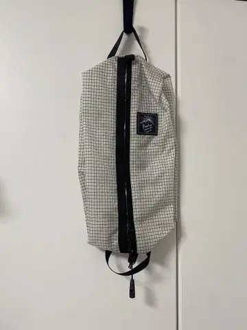 로우로우마운틴웍스 스토리지색 Large 8L