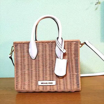 새상품급 마이클코어스 MICAEL KORS 바스켓 카고백 2way