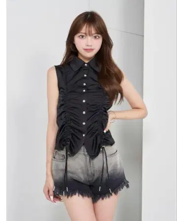 다리치 슬리브리스 레이스 도킹 디자인 셔츠